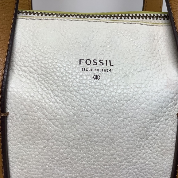 Fossil Cream Sydney Satchel with Tan Straps, Like New - Picture 4 of 13